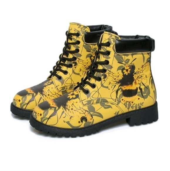 Cross-Border Autumn Lace-Up Boots 3D Bumblebee Print Mid-Calf Leather Boots - Picture 3 of 6